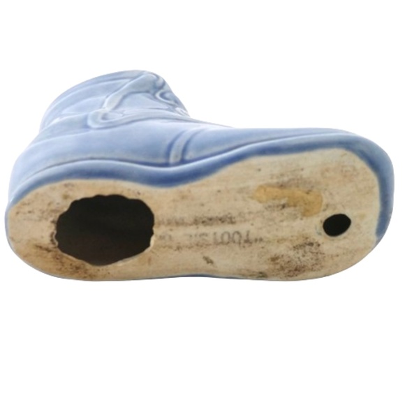 Vintage 1940s Baby Blue Porcelain Baby Shoe Bank - Picture 4 of 4